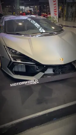 Lamborghini Revuelto
