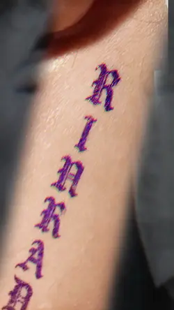 3clip font tattoo.