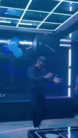 Credit Vid botakking
