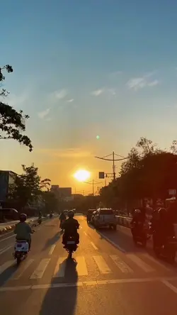 HOBI LAKI LAKI