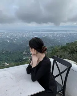 no face trend?
