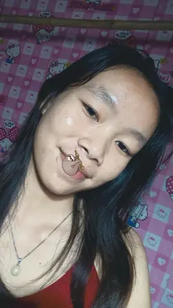 បងបានឃើញស្រីល្អ...