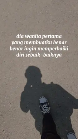 dia wanita pertama