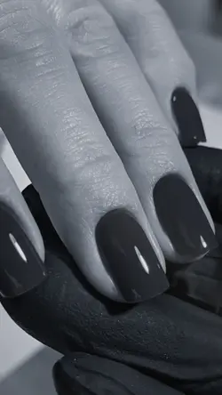Nails viral