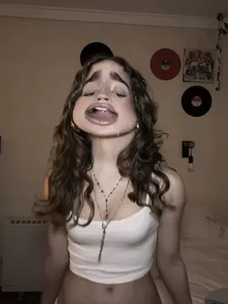 ugly face trend