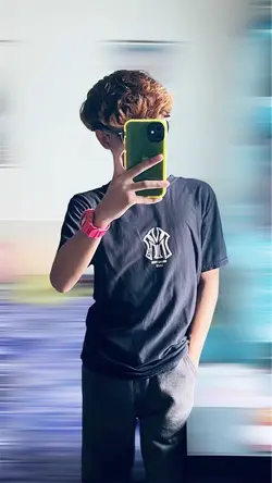 ✌🏽