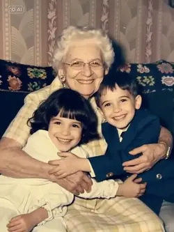 Hug Old Photo 