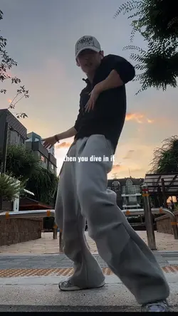 DIVE IN IT