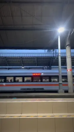 Slowmo Angguk Angguk