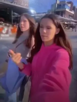 Angelina y Adriana 