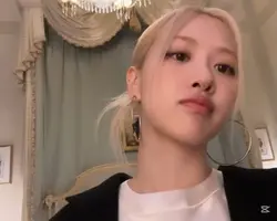 rose clip