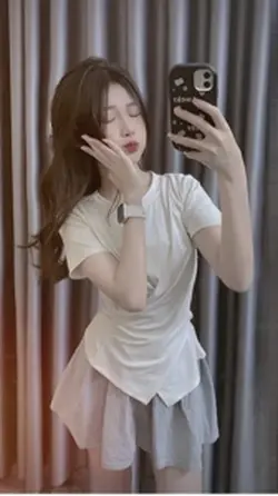1 ảnh + màu