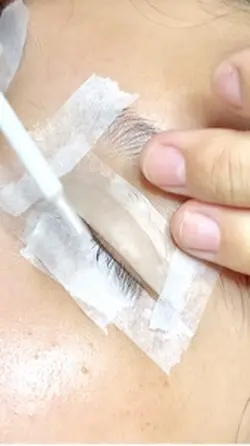 Uốn mi nè