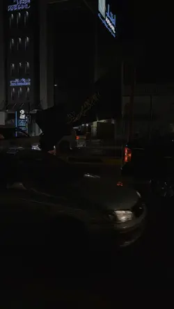 مسلم يهوى مديح بلاده