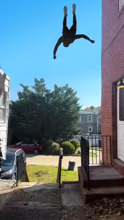 Spiderman Loncat