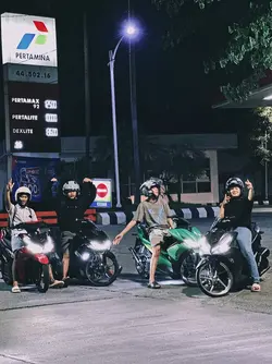 Aura pacu jalur 
