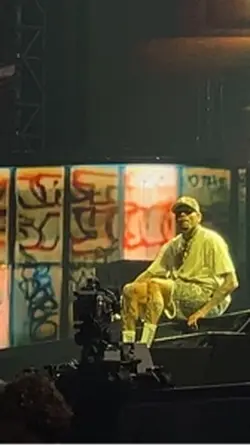 Concert breezy bawl 