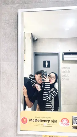 terlalu bodoh untuk 