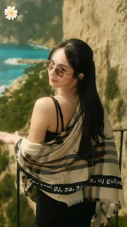 lia ade nona
