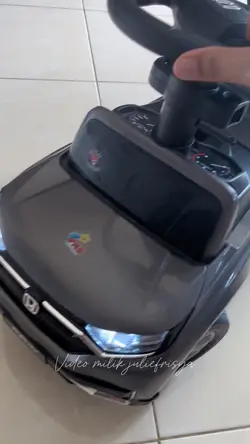 Mobil mainan
