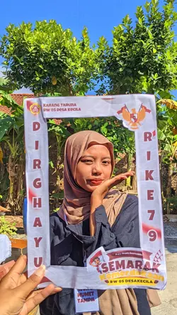Foto bingkai kertas