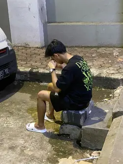 curhat dicoment