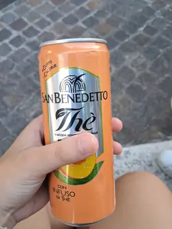 e guarda da qui le
