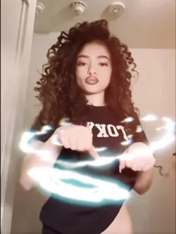 demetriaaaa