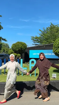 Kau menghapuskan