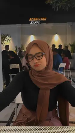 gabut buka tiktok