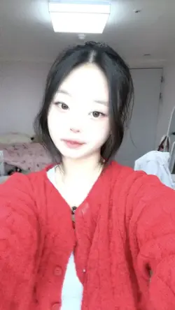 근 황