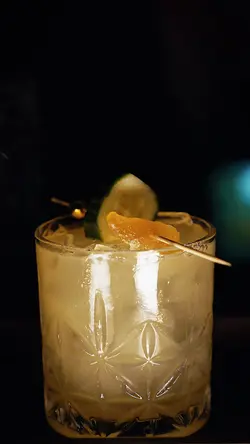 Cocktail Lounge