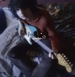 <3