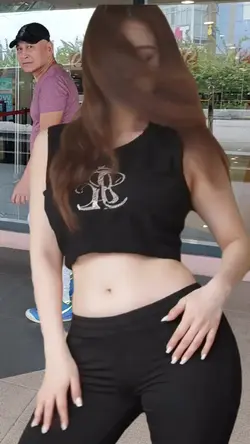 slowmo dancer