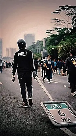 lirik tawuran 