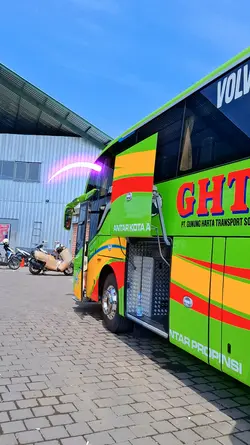Cinematic UHD jernih