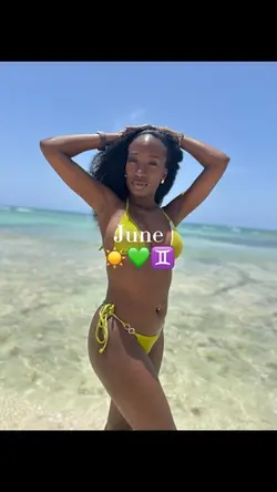 June Photo Dum