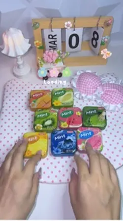 Mẫu video