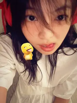Yellow dino