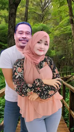 HALU FOTO BARENG CW
