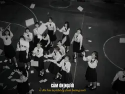 mẫu kỷ yếu - 32 ảnh