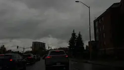 Clouds movin