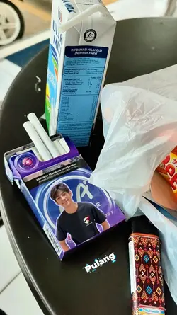 ROKOK+FOTOKITA