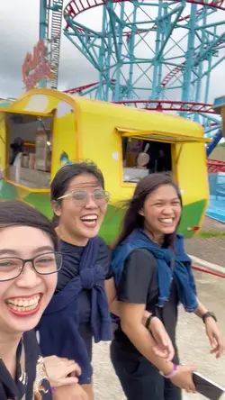 Happy friends temp 🎡