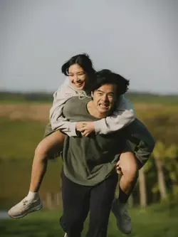 Sore - Istri dari
