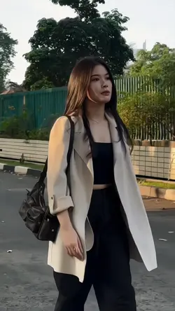 SLOWMO KONCO MESRA