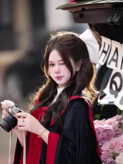 mẫu kỉ yếu