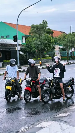mau disitu membenci