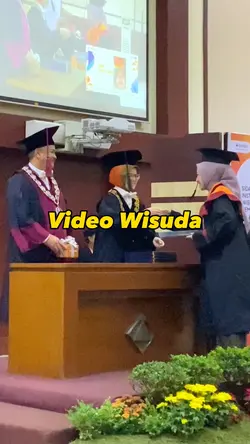 WISUDA AESTHETIC