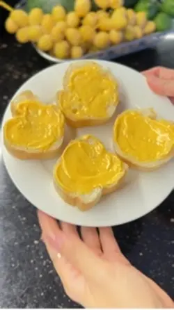 Bánh mì sốt pho mai 